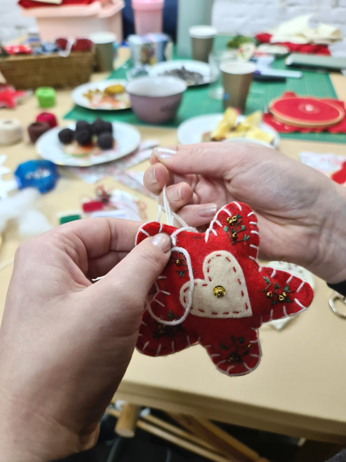 paulina-embroidery-classes-2